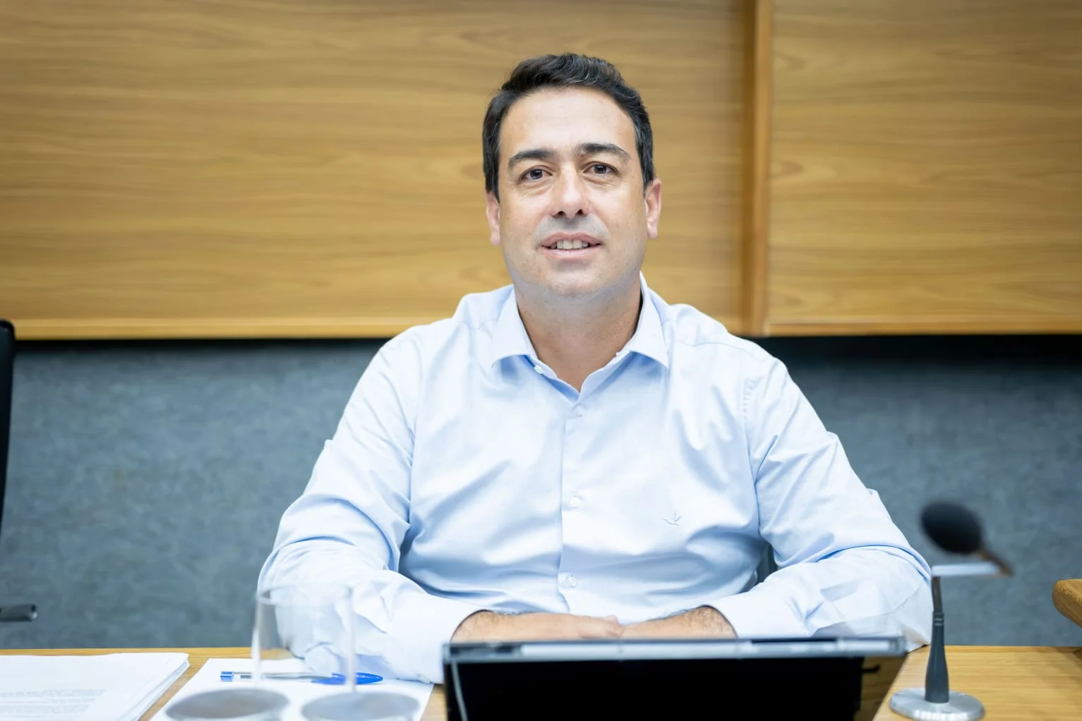 Vereador Saulo apresenta indicação para combater mau cheiro em piscinão no Polvilho