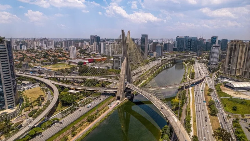 MARCA HISTÓRICA    Com melhor quadrimestre da história, São Paulo retoma patamar de principal porta de entrada do Brasil