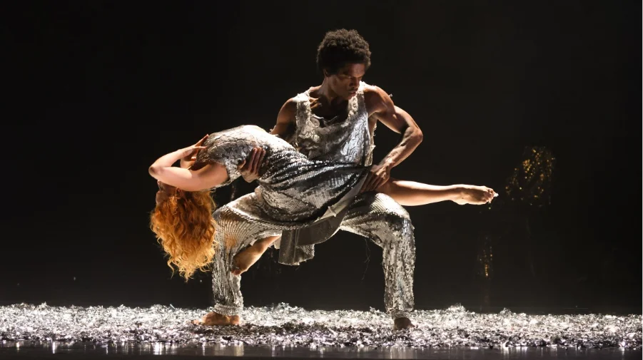 Cisne Negro Cia de Dança apresenta novo espetáculo no Sesc Belenzinho: “Que tal o impossível?”   Com coreografia assinada por Jorge Garcia, o espetáculo apresenta a efervescência cultural de SP através de uma estética contemporânea, poética e visualmente