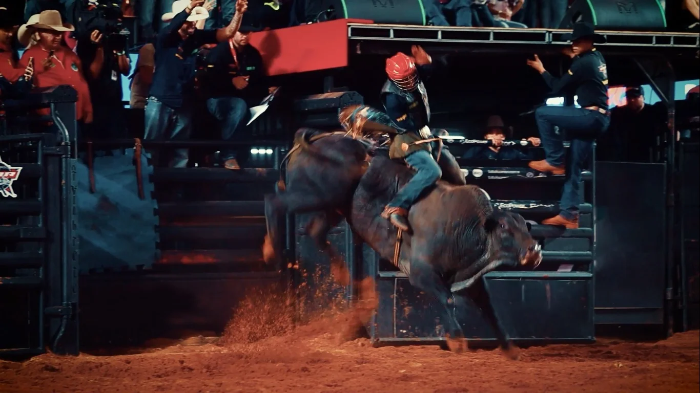 Itaquá Rodeio Fest coloca montarias da PBR no centro de uma grande experiência de rodeio e entretenimento