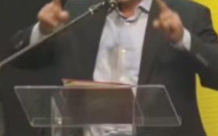 A militância do Partido dos Trabalhadores de Cajamar esteve presente no evento do MercadoLivre que anunciou 34 bilhões em investimentos e 14.000 novos empregos na presença do presidente Lula e do ministro Fernando Haddad.