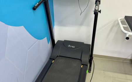 Prefeito Kauãn Berto entrega 20 novos aparelhos para acelerar atendimentos e zerar filas no Complexo de Saúde