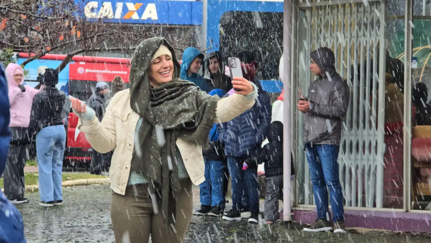 Onda polar provoca 1ª neve do ano no Sul; 8 capitais devem ter recordes negativos