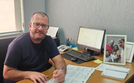 "Mesmo em recesso, o trabalho continua!"   Vereador Adriano Enfermeiro