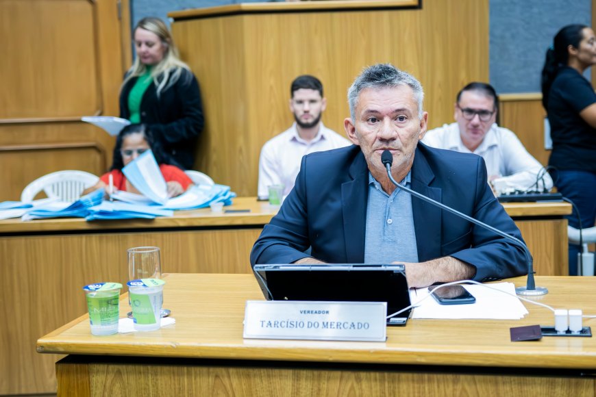Tarcisio do Mercado propõe ações de saúde nas escolas e cobra manutenção de iluminação no Parque Paraíso