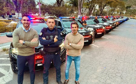 Kauan entrega 14 viaturas 0KM à Polícia Municipal e anuncia meta de 30 até setembro