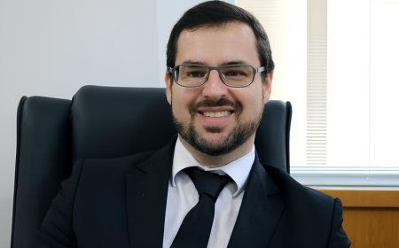 A Democracia desequilibrada