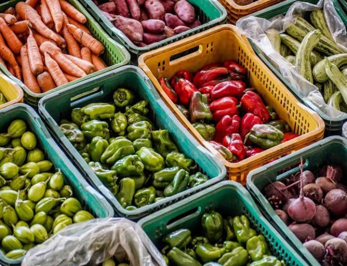 País teve deflação de 0,11% em agosto, puxada por queda em habitação e alimentação