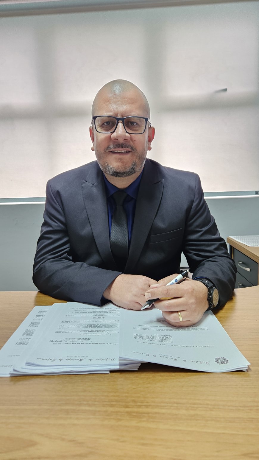 Vereador Adriano Enfermeiro solicita mais médicos e ampliação do PSF Jardim Maria Luiza