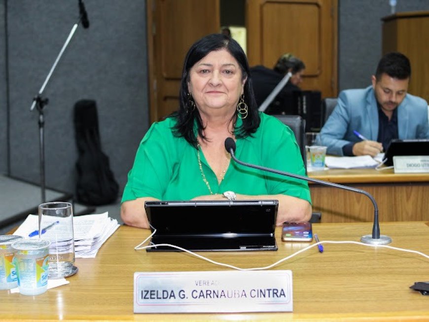 Vereadora Izelda apresenta indicações por melhorias em Cajamar