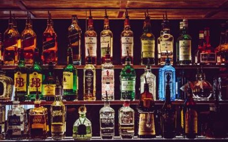 Bebidas adulteradas com metanol: 10 dicas de como identificar e proteger seu estabelecimento