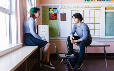 Leio, escrevo, mas não falo: por que tantos brasileiros têm dificuldades na conversação em inglês?