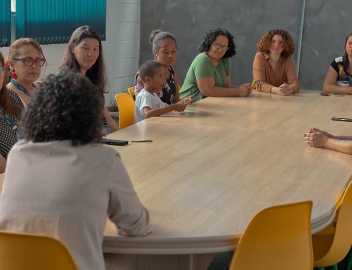 Café com Conversa no Fundo Social debate inteligência emocional