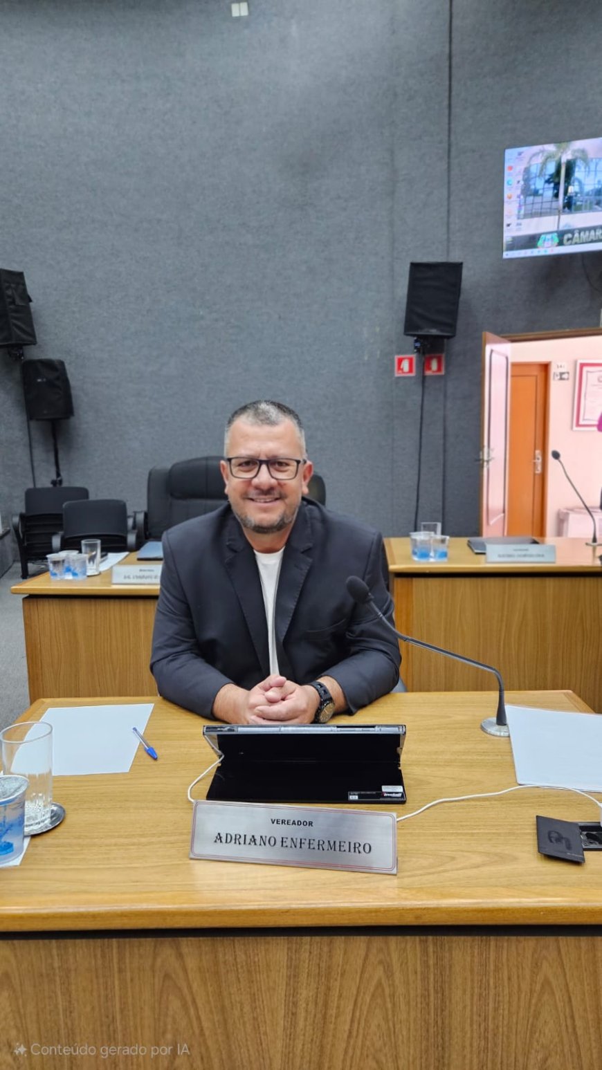 A Prefeitura de Cajamar sancionou a Lei nº 2.171, de 24 de setembro de 2025, de autoria do vereador Adriano Enfermeiro, que institui o Dia Municipal do Terapeuta Ocupacional, a ser comemorado anualmente em 13 de outubro.