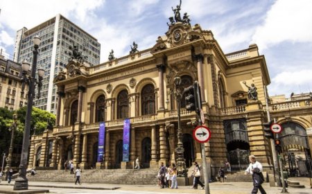 Músicos do Theatro Municipal declaram oposição à atual gestão e acionam Ministério Público