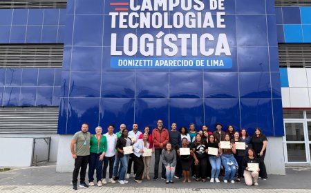 Prefeitura entrega certificados da primeira turma do Curso de Informática Básica com Inclusão Digital