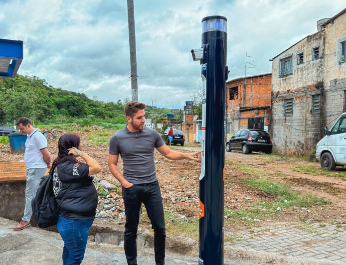 Kauan anuncia totens inteligentes com reconhecimento facial nos pontos de ônibus de Cajamar*