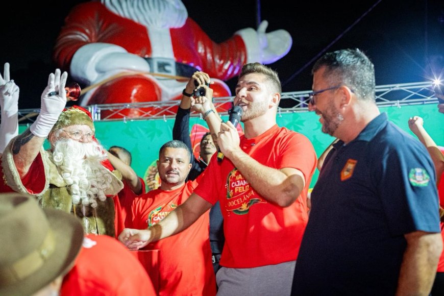 Prefeito Kauan abre oficialmente o Natal Cajamar Feliz com chegada especial do Papai Noe