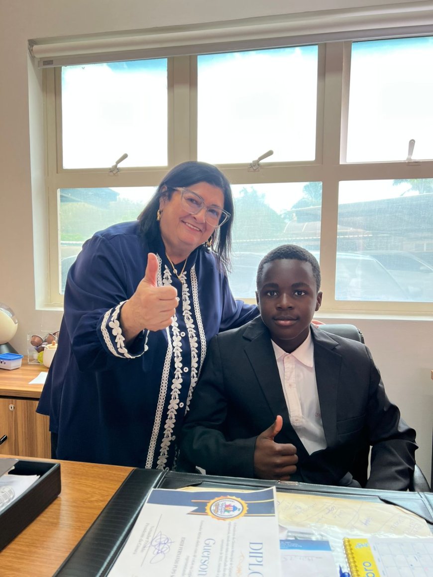 Vereadora Izelda participa da posse dos Vereadores Mirins da 1ª Legislatura de 2026 e apadrinha aluno da EMEB Fernando Pupo Massagardi