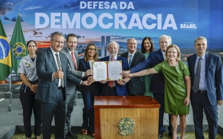 Em ato em defesa da democracia, Lula veta integralmente o chamado “PL da Dosimetria”