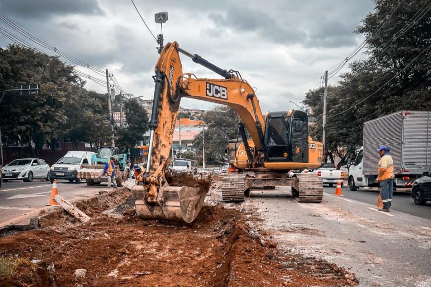 Prefeitura avança com obras viárias e de drenagem na Avenida Tenente Marques