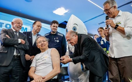 Ajudar o Butantan é ajudar 215 milhões de almas que vivem neste país”, afirma Lula