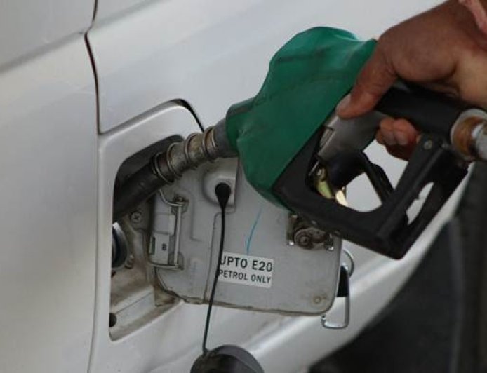 Combustível caro? 6 maneiras de gastar menos e prolongar a vida útil do carro