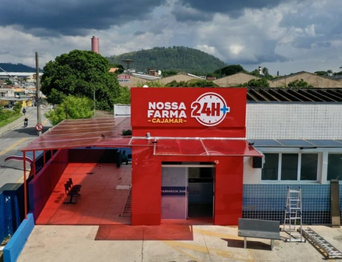 Prefeitura inaugura Nossa Farma Cajamar 24H