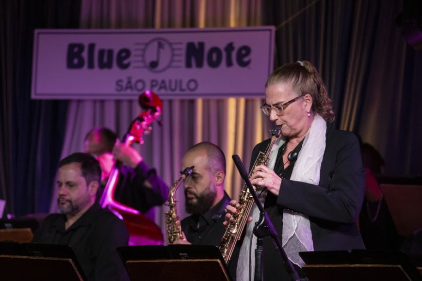 Big Band da Brasil Jazz Sinfônica interpreta grandes nomes da MPB no Blue Note São Paulo, em 7 de fevereiro