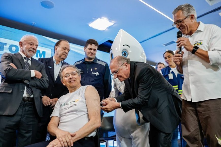 Ajudar o Butantan é ajudar 215 milhões de almas que vivem neste país”, afirma Lula