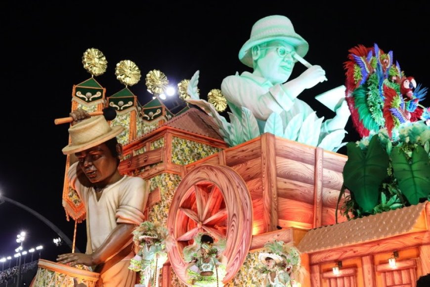 Relembre as vezes que o Sambódromo da Anhembi virou um grande livro, homenageando autores e obras clássicas brasileiras