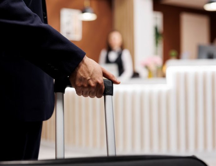 OPORTUNIDADE  Em 12 meses, Brasil gerou mais de 79 mil empregos formais nas atividades ligadas ao turismo