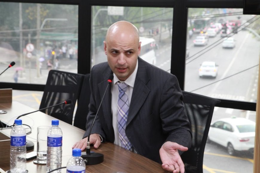 Golpistas usam falsas encomendas para instalar vírus em celulares