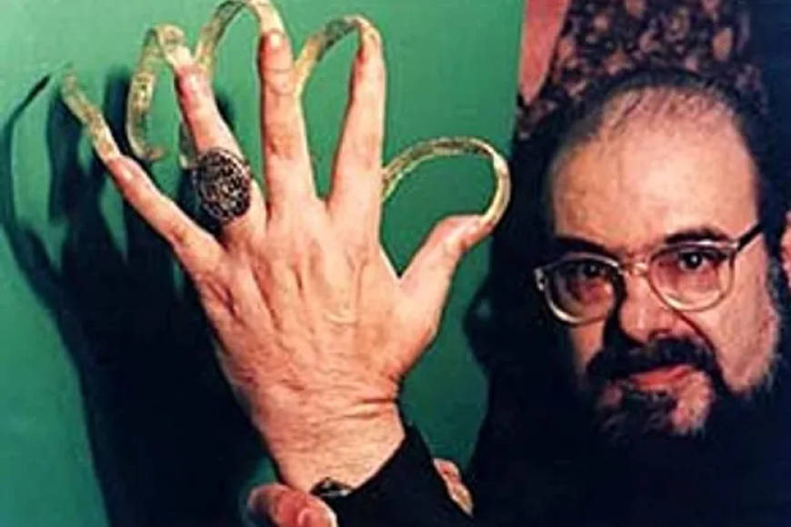 Sessão ao ar livre celebra 90 anos de Zé do Caixão no Centro Cultural São Paulo