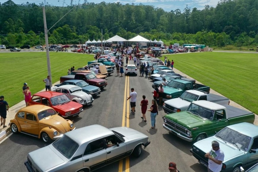 Cajamar recebe encontro de carros antigos e promete movimentar o domingo no Boiódromo