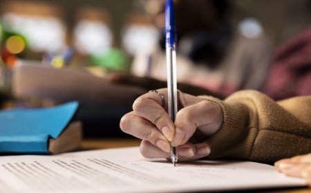 Redação do Enem 2026: professores dão dicas de preparação e sugerem temas para treinar