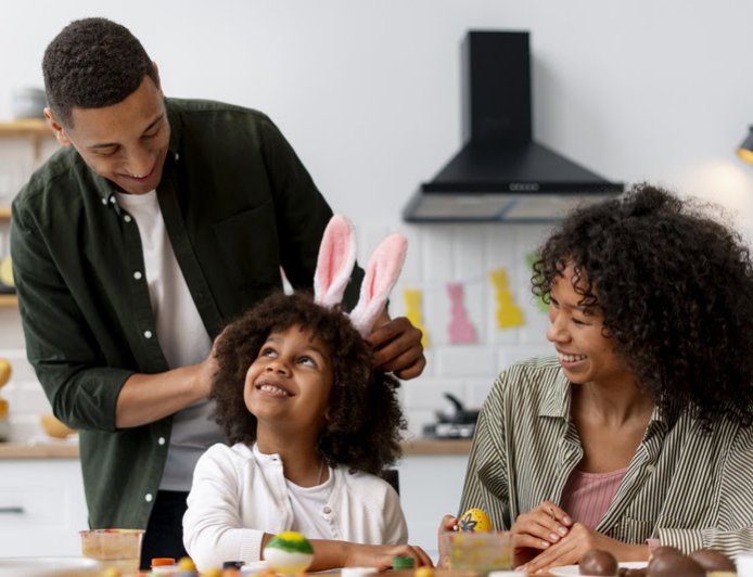 Páscoa: filmes e brincadeiras educativas para passar o feriado em família