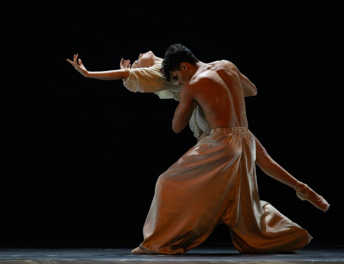 Ballet de Paraisópolis apresenta três obras do repertório na abertura do “Abril pra Dança”, no Theatro Municipal