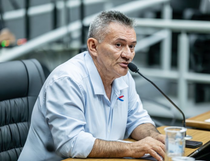 Tarcísio do Mercado quer mais transparência em obras e segurança nas escolas de Cajamar