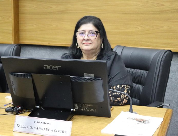 Abril Azul: Vereadora Izelda reforça a importância da conscientização sobre o autismo