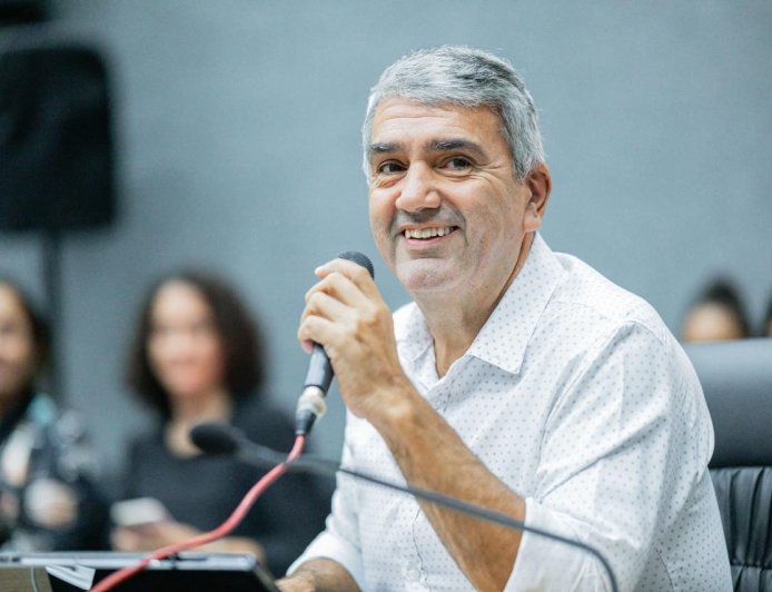 Vereador Marcelo do Gás solicita informações sobre implantação de semáforos inteligentes em Cajamar