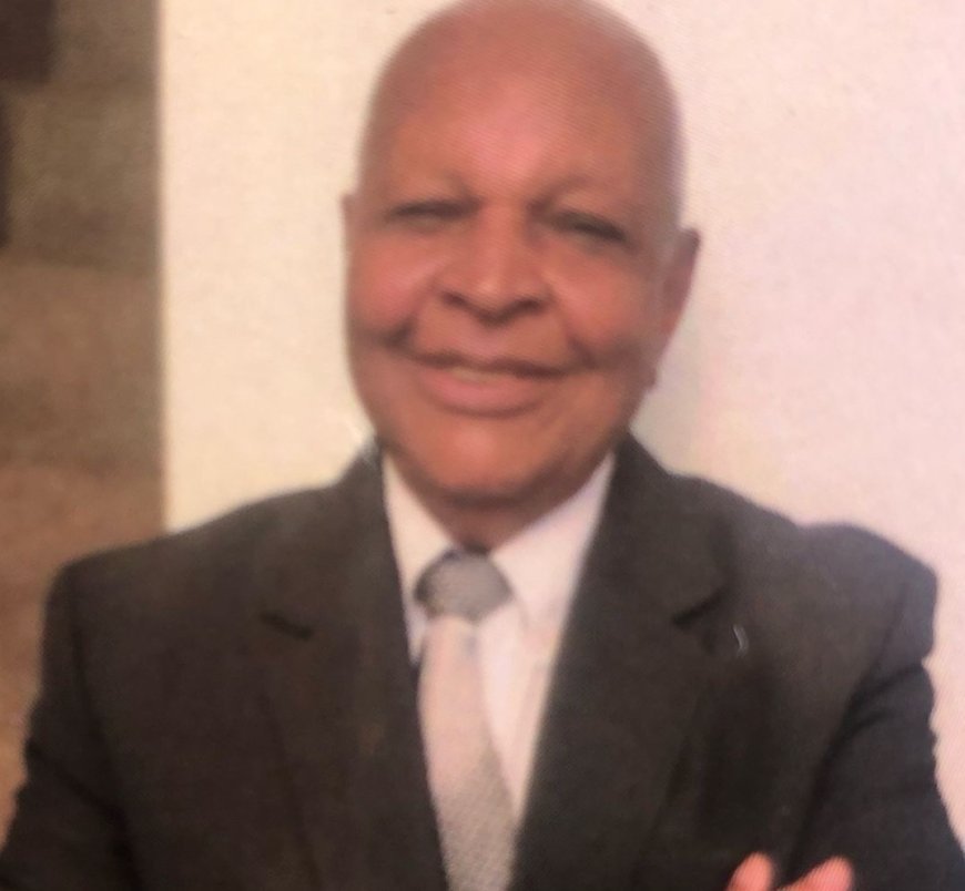 Espaço Literário - Por Antônio Pedro